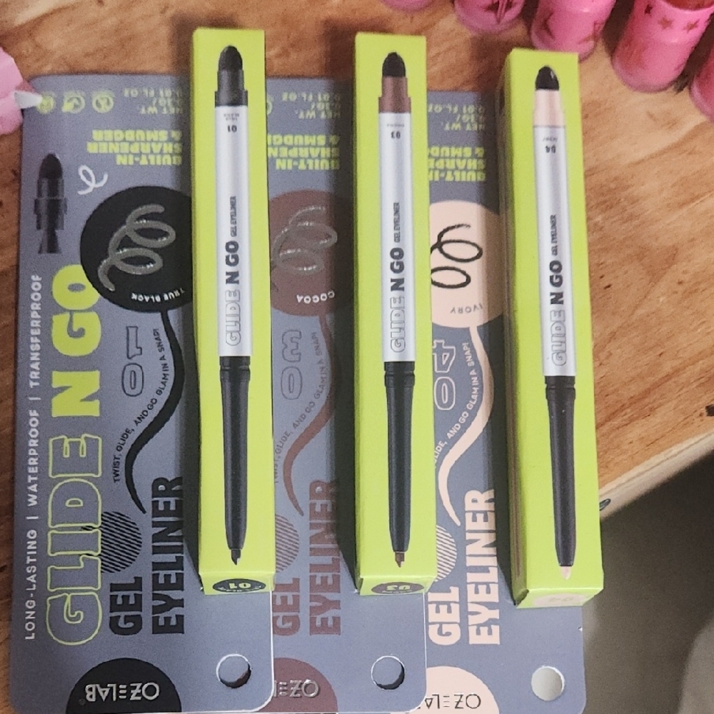 Ozeal Glide N Go Gel Eyeliners